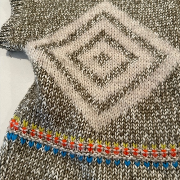 American Eagle Open Cardigan Aztec, fair isle, boho size medium - Picture 5 of 7